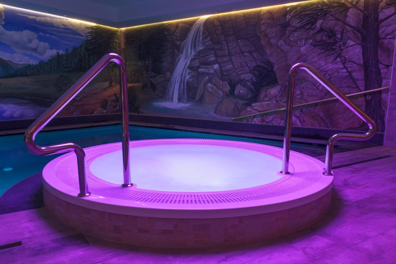 Residence Hotel Santa Maria Piscina E Wellness Peio Fonti Extérieur photo