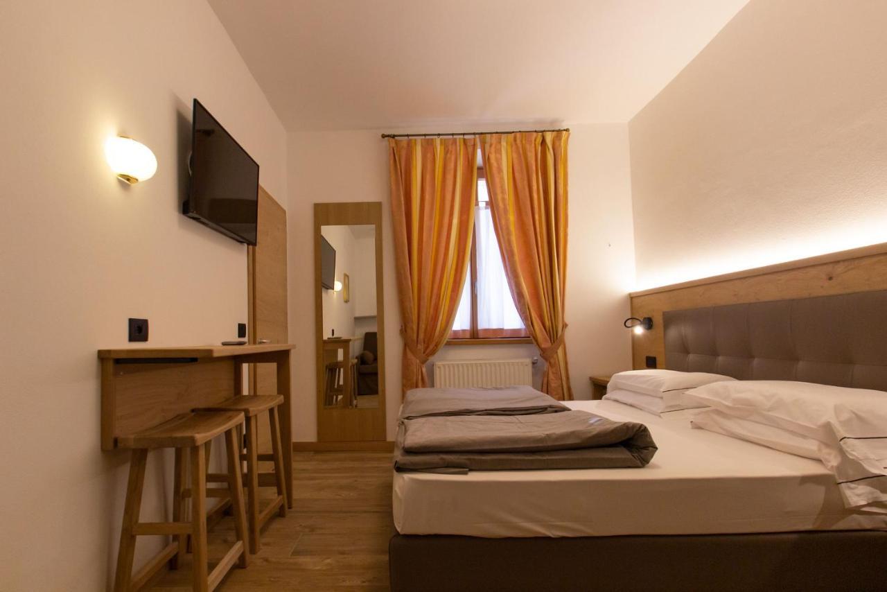 Residence Hotel Santa Maria Piscina E Wellness Peio Fonti Extérieur photo